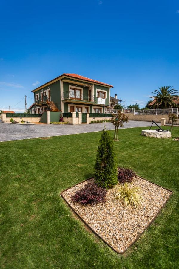 Apartamentos El Proel Pedrena Bagian luar foto